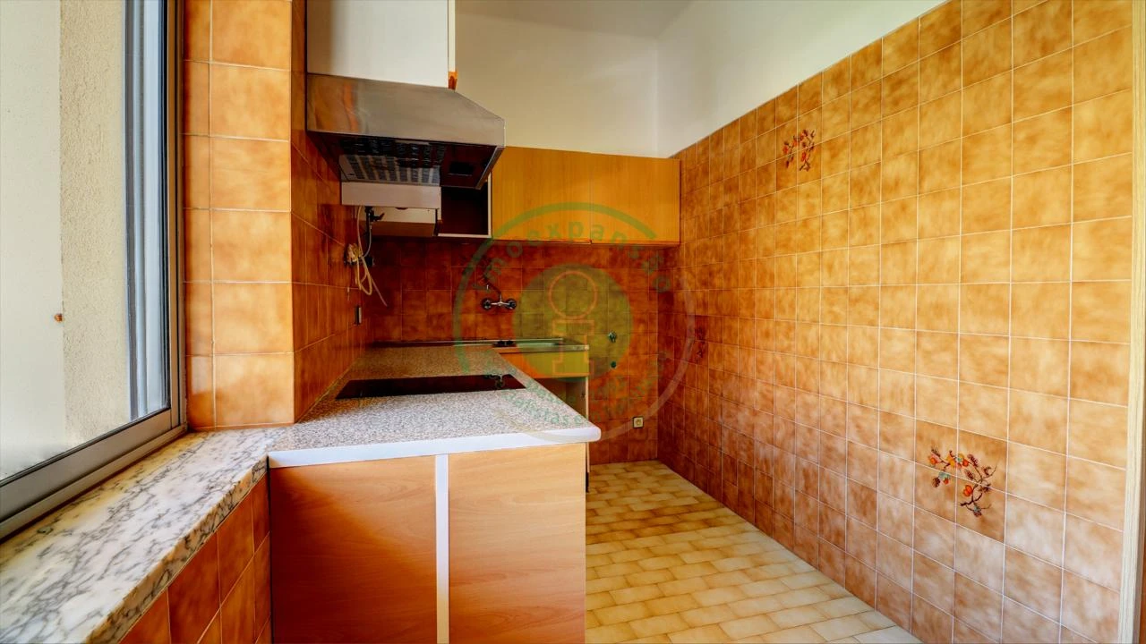 Apartamento T1 para Venda em Buarcos Foto 12