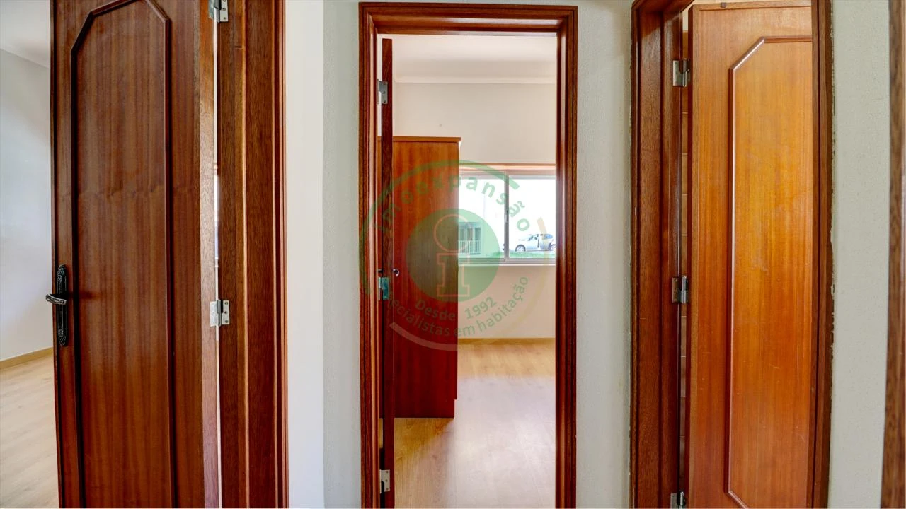 Apartamento T1 para Venda em Buarcos Foto 13