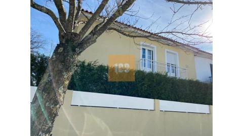 Moradia T5 para Venda em Ramalde