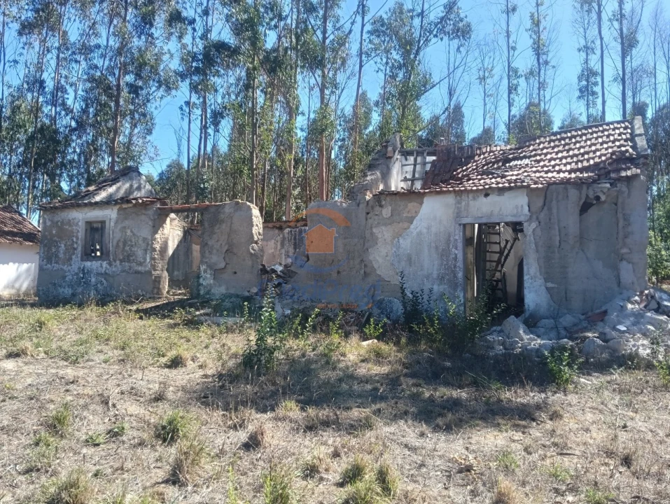 Moradia T2 para Venda em Maxial e Monte Redondo Foto 2