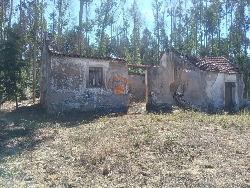Moradia T2 para Venda em Maxial e Monte Redondo Foto 3
