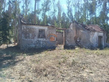 Moradia T2 para Venda em Maxial e Monte Redondo