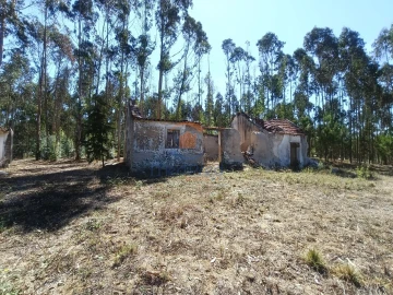 Moradia T2 para Venda em Maxial e Monte Redondo