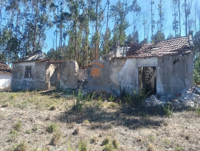 Moradia T2 para Venda em Maxial e Monte Redondo Foto 2