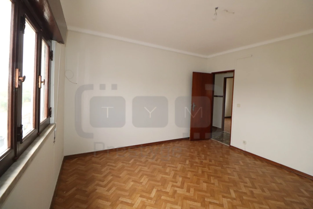 Moradia T3 para Venda em São João Baptista e Santa Maria dos Olivais Foto 5