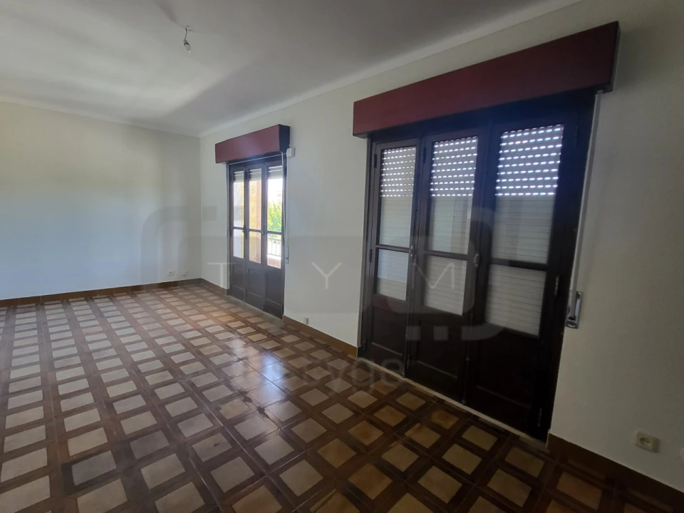 Moradia T3 para Venda em São João Baptista e Santa Maria dos Olivais Foto 6