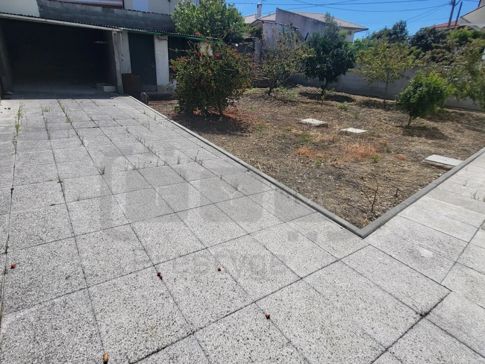 Moradia T3 para Venda em São João Baptista e Santa Maria dos Olivais Foto 19