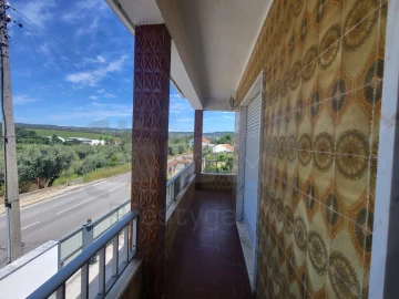 Moradia T3 para Venda em São João Baptista e Santa Maria dos Olivais