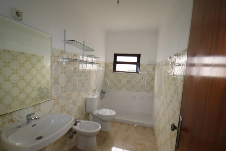 Moradia T3 para Venda em São João Baptista e Santa Maria dos Olivais Foto 8