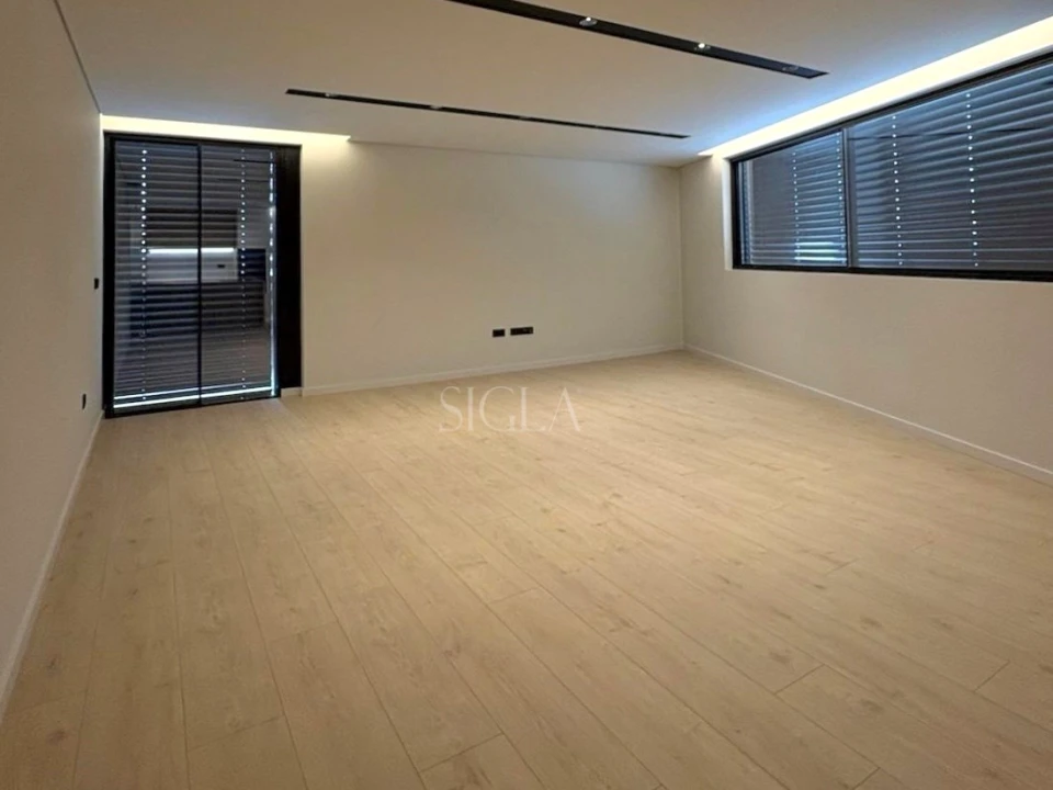 Apartamento T4 para Venda em Gondomar (São Cosme), Valbom e Jovim Foto 2