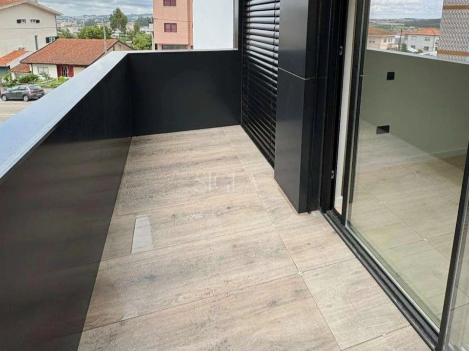 Apartamento T4 para Venda em Gondomar (São Cosme), Valbom e Jovim Foto 8