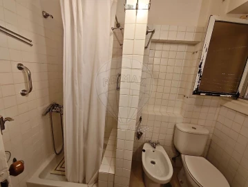 Apartamento T1 para Venda em Alvalade