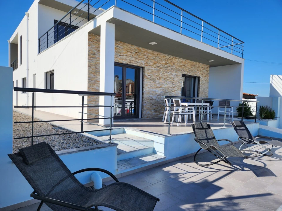 Moradia T3 para Venda em Maiorca Foto 1