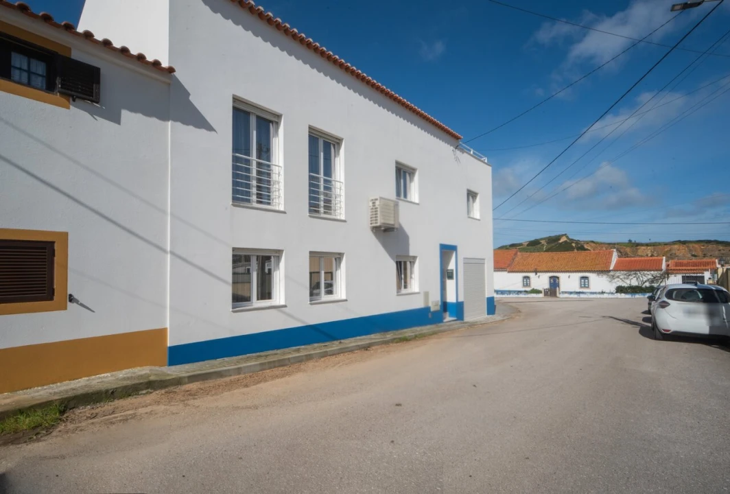 Apartamento T4 para Venda em A dos Cunhados e Maceira Foto 2