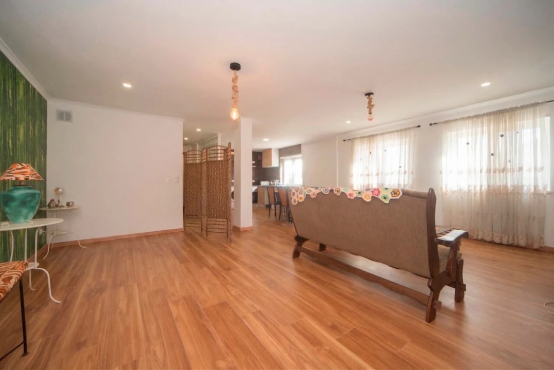 Apartamento T4 para Venda em A dos Cunhados e Maceira Foto 12