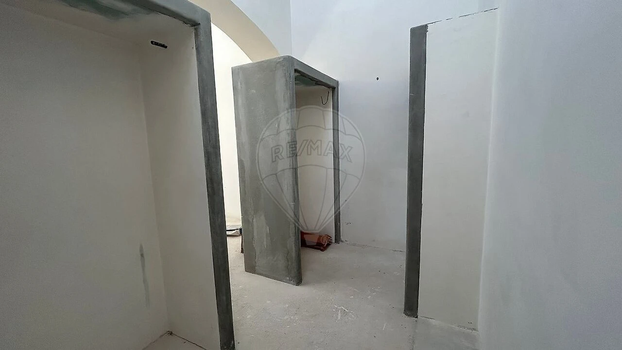 Apartamento T2 para Venda em Beato Foto 33