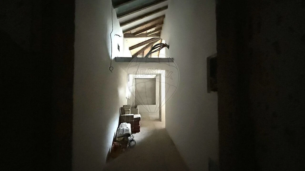 Apartamento T2 para Venda em Beato Foto 16