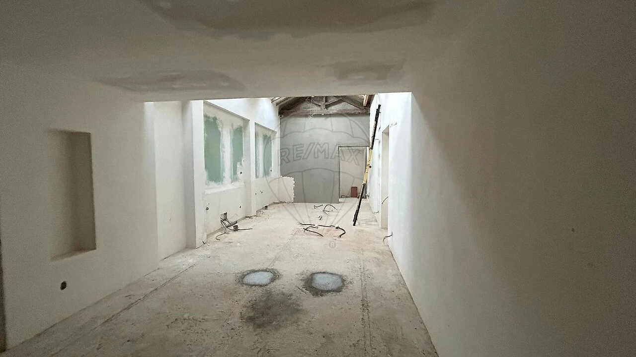 Apartamento T2 para Venda em Beato Foto 19