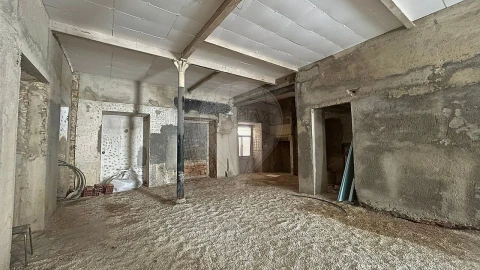 Apartamento T2 para Venda em Beato