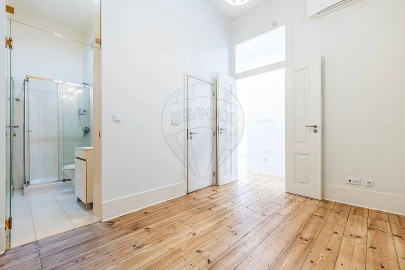 Apartamento T3 para Venda em Santo António