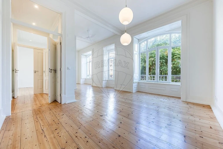 Apartamento T3 para Venda em Santo António Foto 3