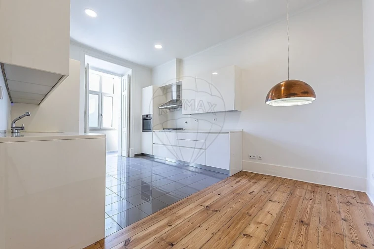 Apartamento T3 para Venda em Santo António Foto 20