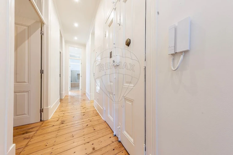 Apartamento T3 para Venda em Santo António Foto 9