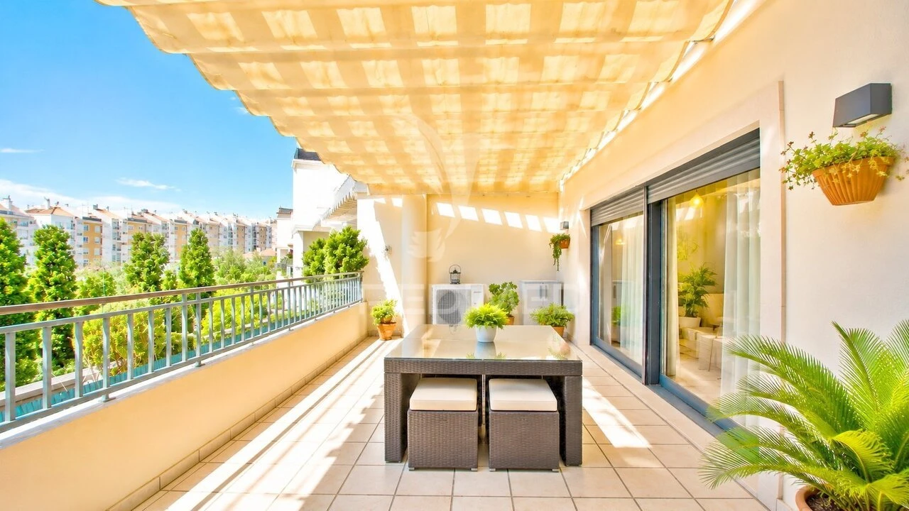 Apartamento T4 para Venda em Póvoa de Santa Iria e Forte da Casa Foto 11