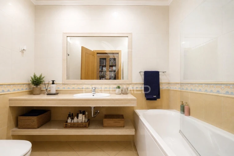 Apartamento T4 para Venda em Póvoa de Santa Iria e Forte da Casa Foto 25