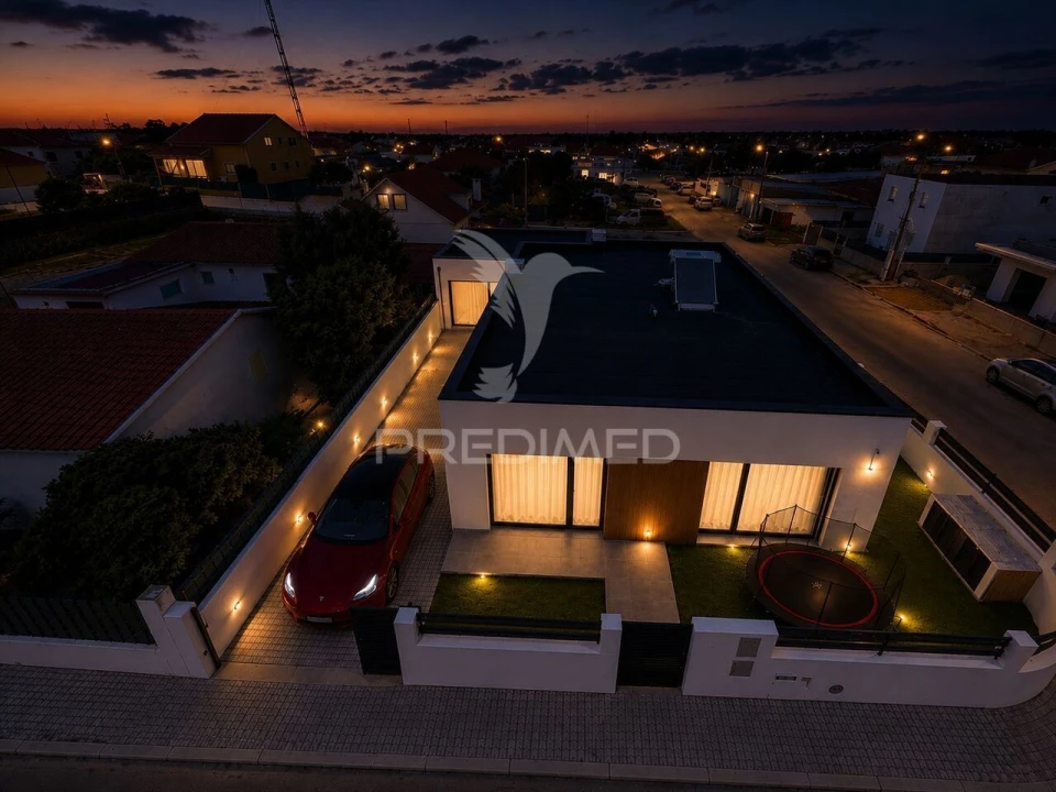 Moradia T3 para Venda em Fernao Ferro Foto 23