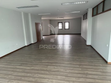 Apartamento T6 para Venda em Santo Tirso, Couto (Santa Cristina e São Miguel) e Burgães