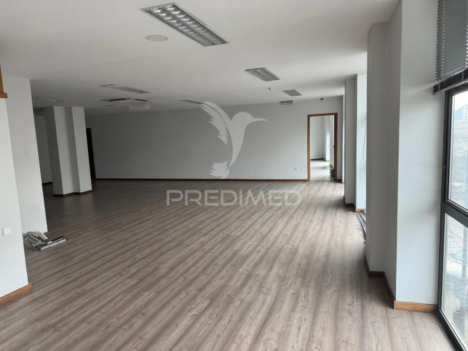 Apartamento T6 para Venda em Santo Tirso, Couto (Santa Cristina e São Miguel) e Burgães Foto 6