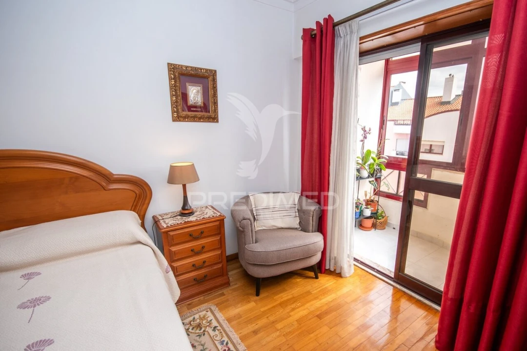 Apartamento T3 para Venda em Ramada e Caneças Foto 15