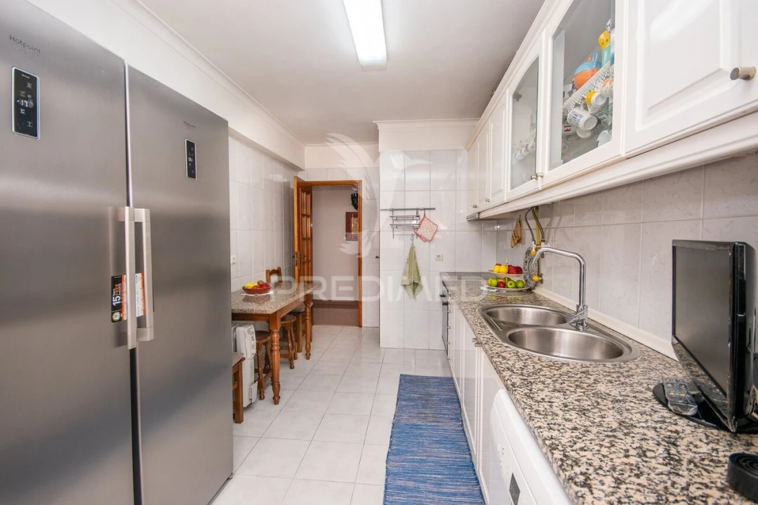 Apartamento T3 para Venda em Ramada e Caneças Foto 7
