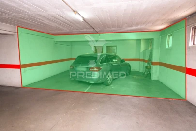 Apartamento T3 para Venda em Ramada e Caneças