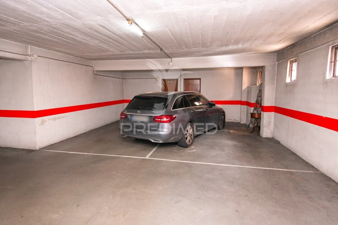 Apartamento T3 para Venda em Ramada e Caneças Foto 25