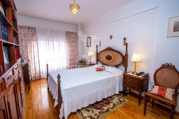 Apartamento T3 para Venda em Ramada e Caneças Foto 22