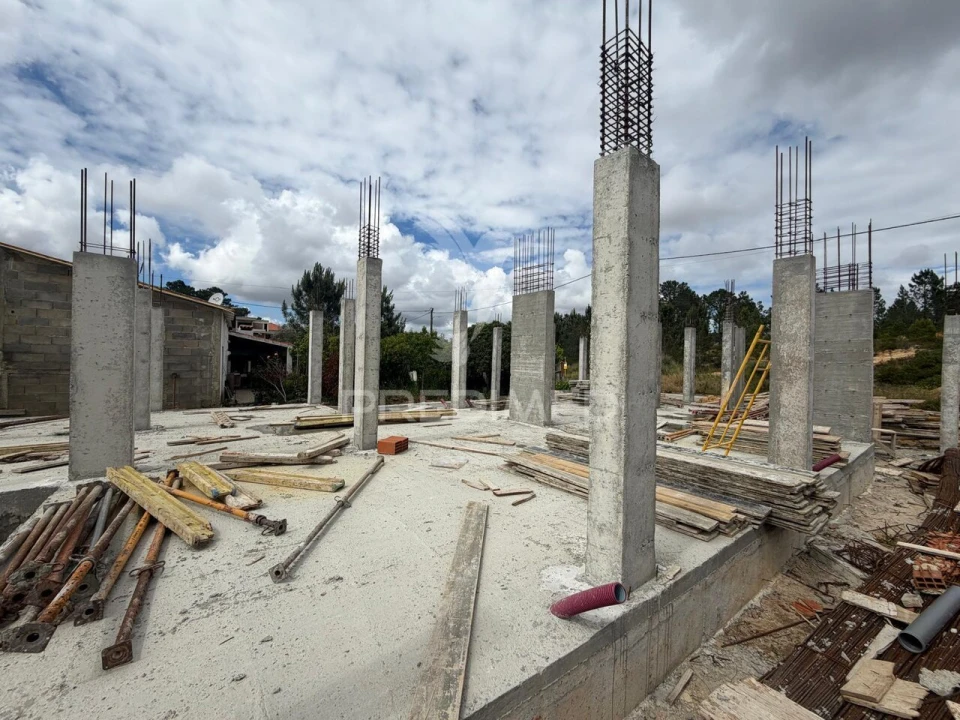 Moradia T2 para Venda em Fernao Ferro Foto 3