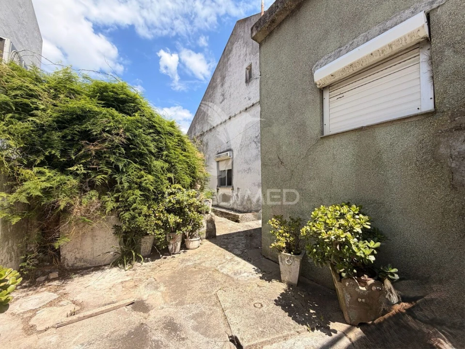 Moradia T3 para Venda em Baixa da Banheira e Vale da Amoreira Foto 3