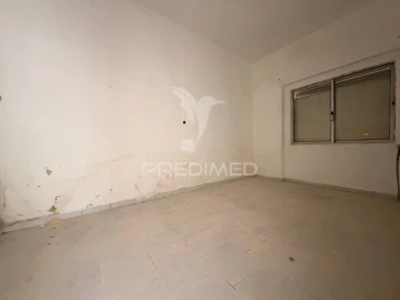 Moradia T3 para Venda em Baixa da Banheira e Vale da Amoreira