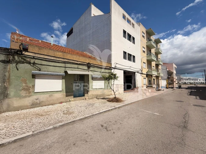 Moradia T3 para Venda em Baixa da Banheira e Vale da Amoreira Foto 38
