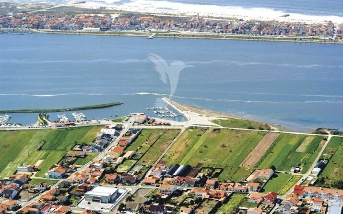 Terreno para Venda em Gafanha da Encarnação Foto 1
