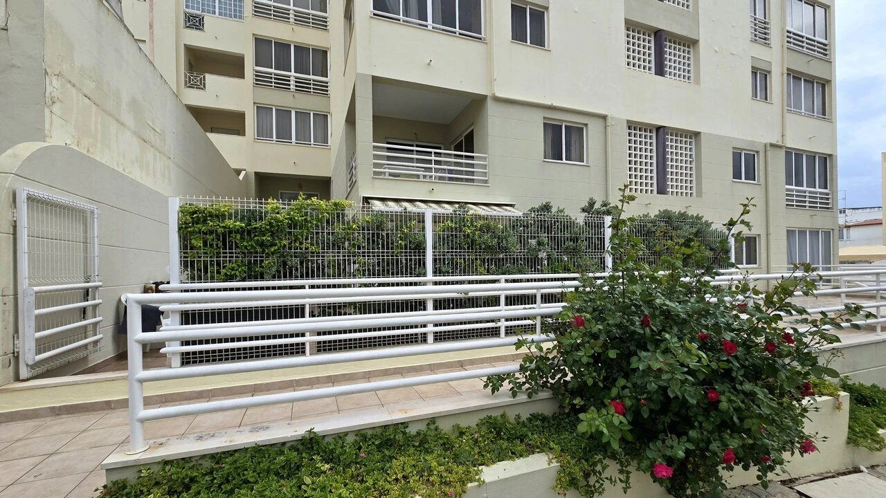 Apartamento T2 para Venda em Armação de Pera Foto 4