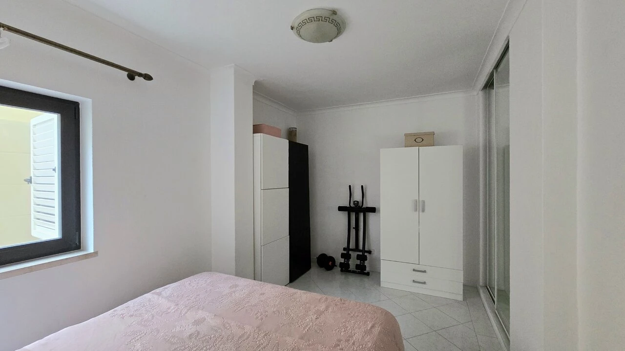 Apartamento T2 para Venda em Armação de Pera Foto 18