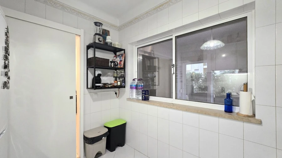 Apartamento T2 para Venda em Armação de Pera Foto 15