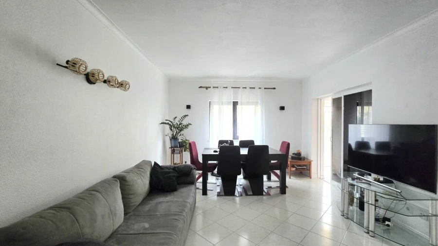 Apartamento T2 para Venda em Armação de Pera Foto 7