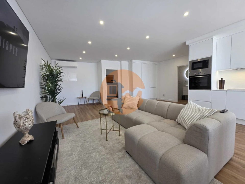 Apartamento T2 para Venda em Olhão Foto 1