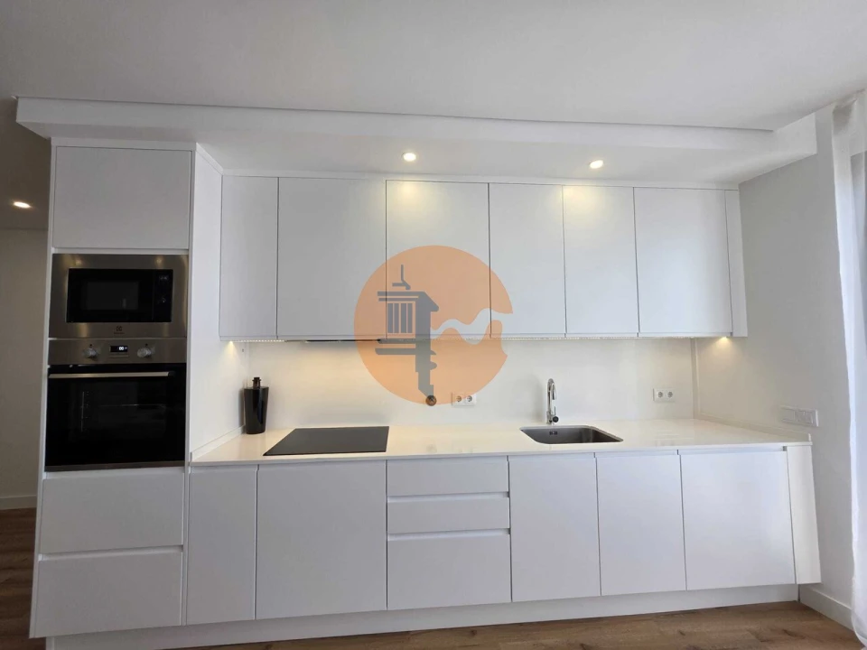 Apartamento T2 para Venda em Olhão Foto 2