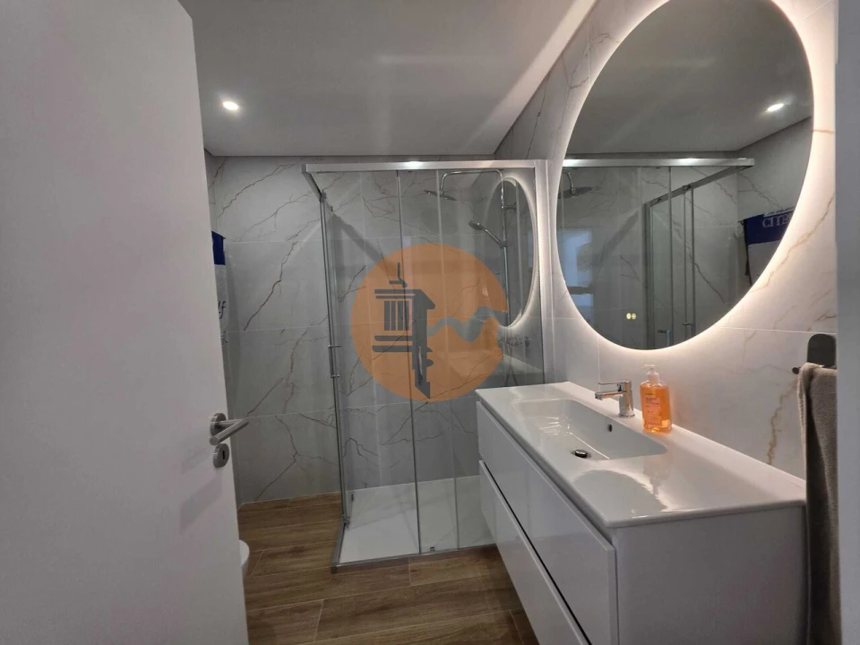 Apartamento T2 para Venda em Olhão Foto 22