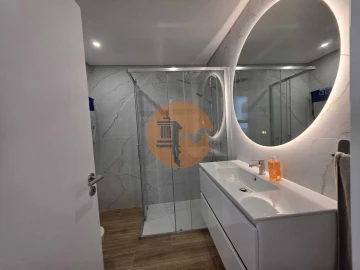 Apartamento T2 para Venda em Olhão
